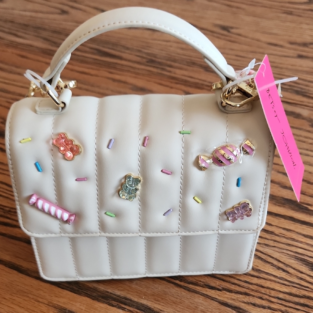 Betsey Johnson XOMylo2 Cream Quilted Crossbody Bag with Ice Cream Cone Charms - Picture 9 of 9